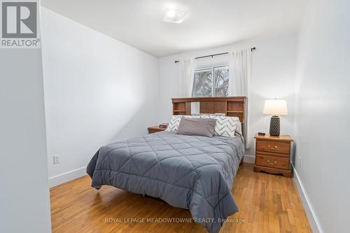 425 Wellington Street E, Wellington North, ON - Indoor Photo Showing Bedroom