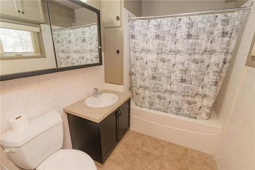 29 3Rd Street, Swan Lake, MB - Indoor Photo Showing Bathroom