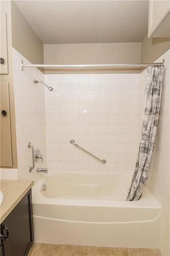 29 3Rd Street, Swan Lake, MB - Indoor Photo Showing Bathroom