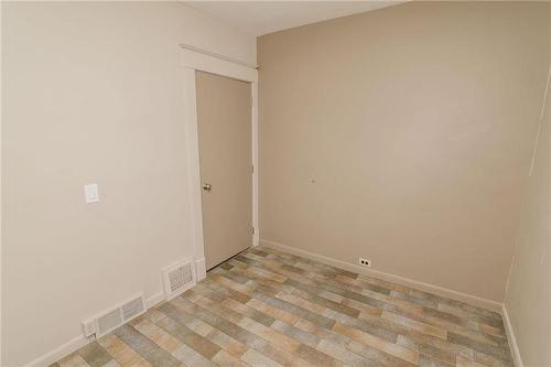 29 3Rd Street, Swan Lake, MB - Indoor Photo Showing Other Room