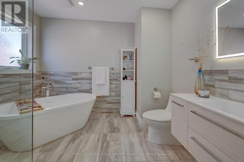 1291 Briarcliff Court, Oakville, ON - Indoor Photo Showing Bathroom