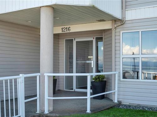 308-1216 Island Hwy South, Campbell River, BC - Outdoor With Exterior