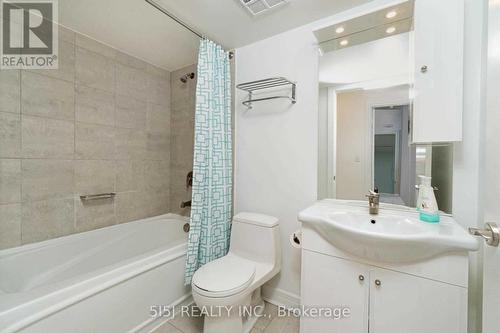 202 - 18 Harrison Garden Boulevard, Toronto, ON - Indoor Photo Showing Bathroom