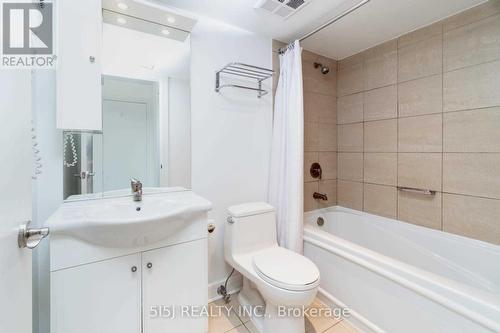 202 - 18 Harrison Garden Boulevard, Toronto, ON - Indoor Photo Showing Bathroom