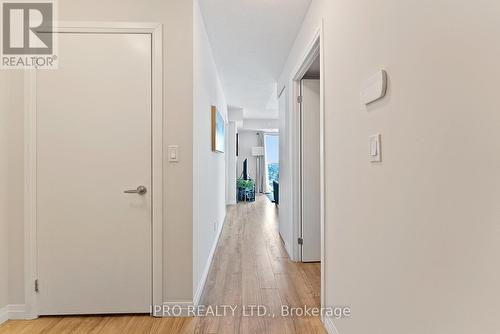 1609 - 2150 Lawrence Avenue E, Toronto, ON - Indoor Photo Showing Other Room