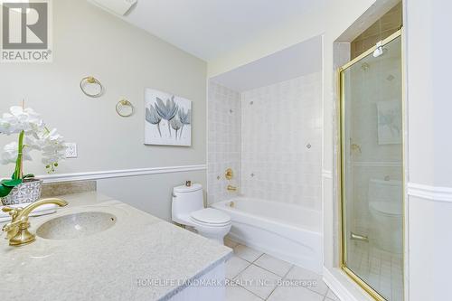 12 - 2417 Old Carriage Road, Mississauga, ON - Indoor Photo Showing Bathroom