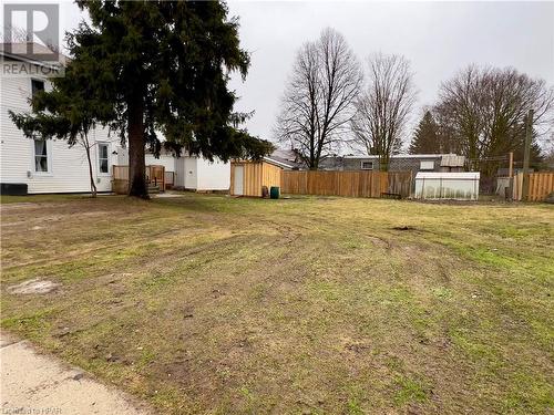 Huge side yard for tenants to enjoy some outdoor space - 36 Alfred Street W, Wingham, ON - Outdoor