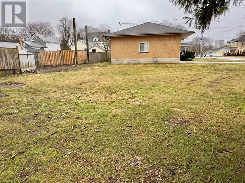 Large side yard - 36 Alfred Street W, Wingham, ON - Outdoor