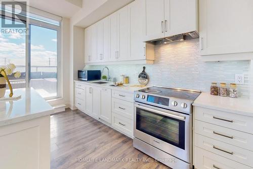 706 - 8763 Bayview Avenue E, Richmond Hill, ON - Indoor Photo Showing Kitchen
