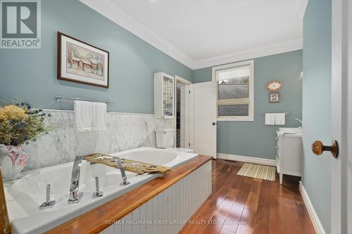 457 Wilson Drive, Hamilton Township, ON - Indoor Photo Showing Bathroom