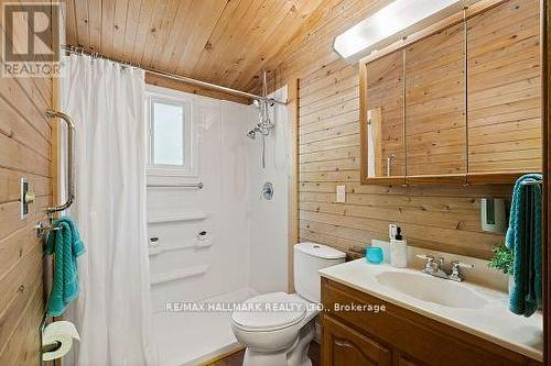 28 Mill Lake Trail, Mcdougall, ON - Indoor Photo Showing Bathroom