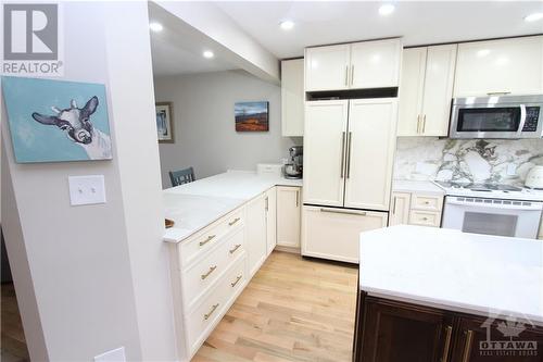 1284 Trenton Avenue, Ottawa, ON - Indoor Photo Showing Kitchen