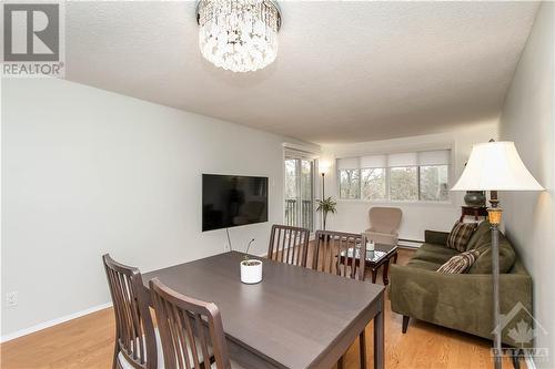 6470 Bilberry Drive Unit#401, Ottawa, ON - Indoor Photo Showing Dining Room