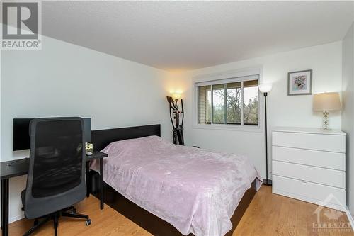 6470 Bilberry Drive Unit#401, Ottawa, ON - Indoor Photo Showing Bedroom