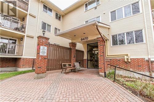 6470 Bilberry Drive Unit#401, Ottawa, ON - Outdoor With Exterior