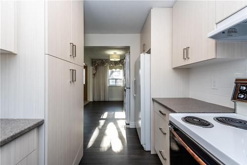 5 Carene Avenue|Unit #Upper, Hamilton, ON - Indoor Photo Showing Kitchen