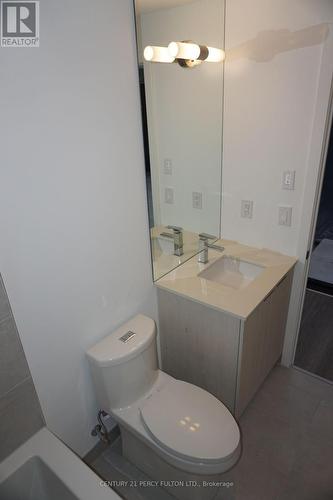 47 Mutual Street, Toronto, ON - Indoor Photo Showing Bathroom