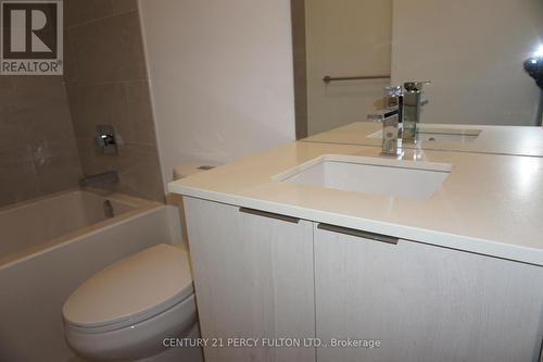 47 Mutual Street, Toronto, ON - Indoor Photo Showing Bathroom