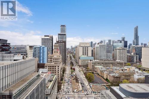 2506 - 180 University Avenue, Toronto, ON - Outdoor With View