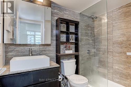 1206 - 15 Iceboat Terrace, Toronto, ON - Indoor Photo Showing Bathroom
