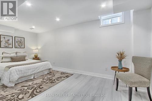 10 Mondial Crescent, East Gwillimbury, ON - Indoor Photo Showing Bedroom
