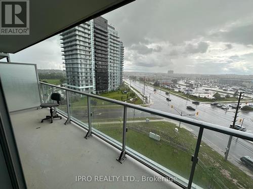 701B - 4655 Metcalfe Avenue, Mississauga, ON - Outdoor With View