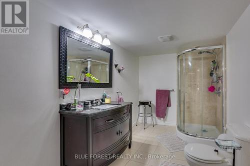 1281 Wilton Ave, London, ON - Indoor Photo Showing Bathroom