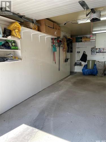 6 40 18Th Street W, Prince Albert, SK - Indoor Photo Showing Garage