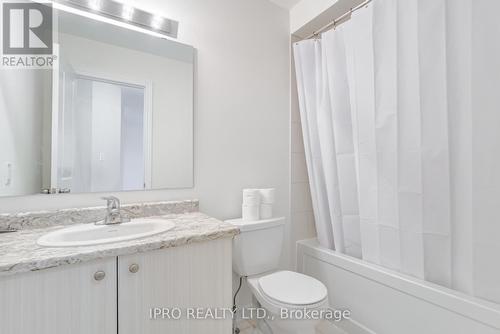 1113 Skyridge Boulevard, Pickering, ON - Indoor Photo Showing Bathroom