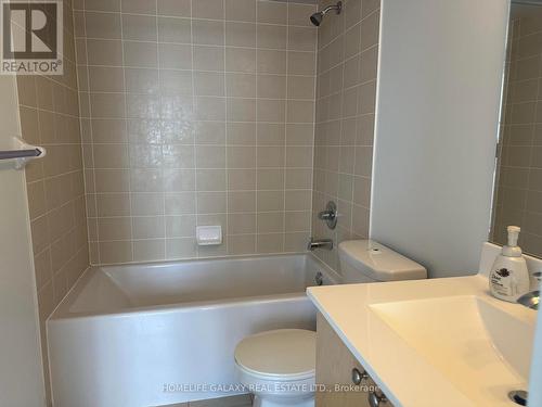 2303 - 151 Village Green Square, Toronto, ON - Indoor Photo Showing Bathroom