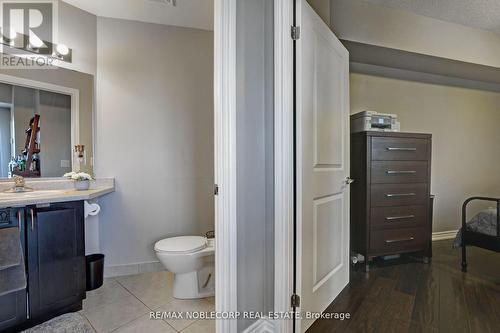 907 - 7730 Kipling Avenue, Vaughan, ON - Indoor Photo Showing Bathroom