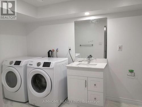 48 Cherry Hills Road, Vaughan, ON - Indoor Photo Showing Laundry Room