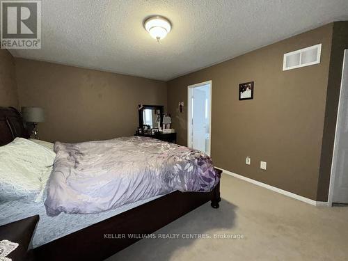 1247 Gina Street, Innisfil, ON - Indoor Photo Showing Bedroom
