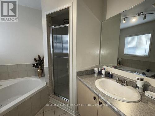1247 Gina Street, Innisfil, ON - Indoor Photo Showing Bathroom