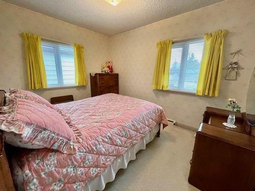 226 Pitt Avenue, Dryden, ON - Indoor Photo Showing Bedroom