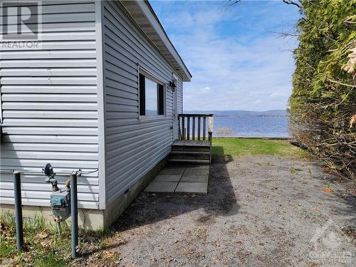 796 Bayview Drive, Constance Bay, ON - Outdoor