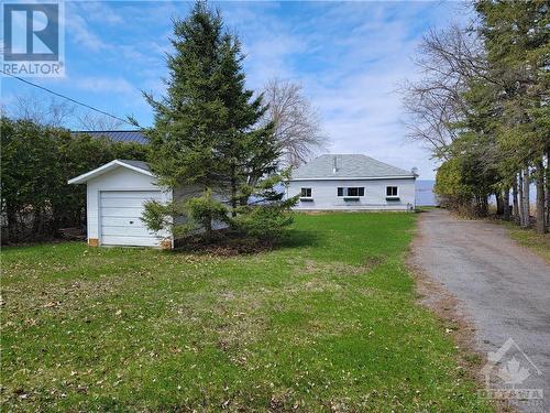 796 Bayview Drive, Constance Bay, ON - Outdoor