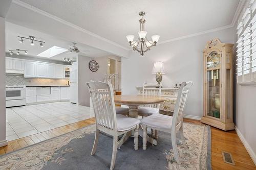 191 Napoli Court, Hamilton, ON - Indoor Photo Showing Dining Room