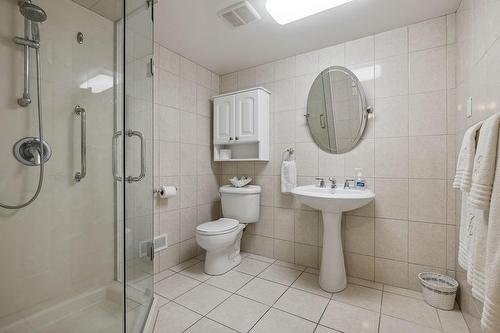 191 Napoli Court, Hamilton, ON - Indoor Photo Showing Bathroom