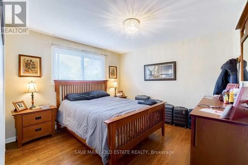 16 Black Knight Road S, St. Catharines, ON - Indoor Photo Showing Bedroom