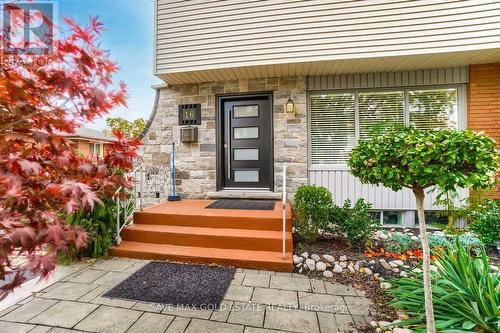 16 Black Knight Road S, St. Catharines, ON - Outdoor