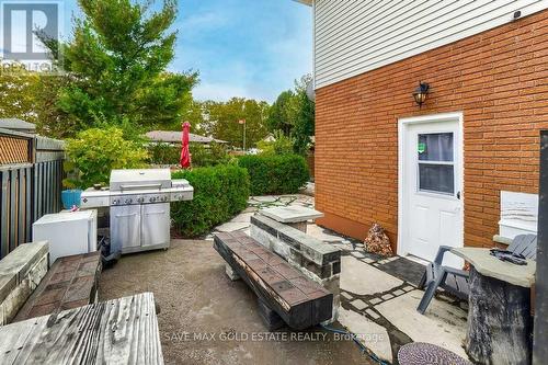 16 Black Knight Road S, St. Catharines, ON - Outdoor With Exterior