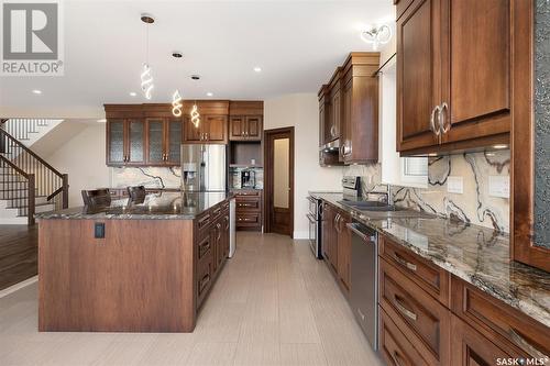 351 Arscott Crescent, Saskatoon, SK - Indoor Photo Showing Kitchen