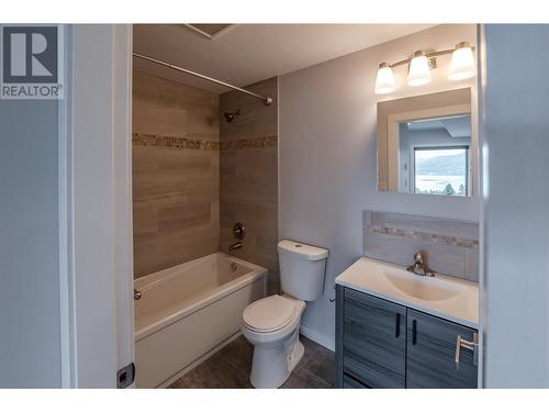 2670 Winifred Road, Naramata, BC - Indoor Photo Showing Bathroom