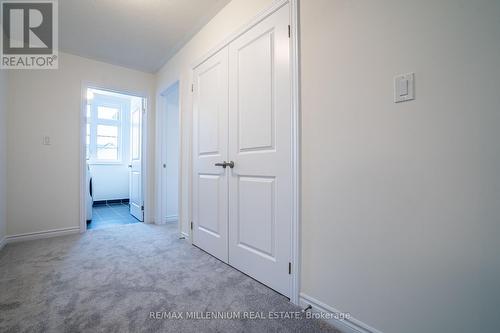 1640 Corsal Court, Innisfil, ON - Indoor Photo Showing Other Room