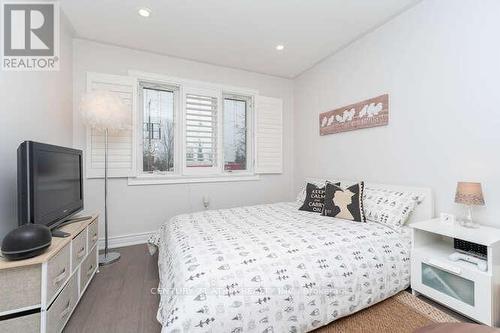 553 Carberry Street, Newmarket, ON - Indoor Photo Showing Bedroom