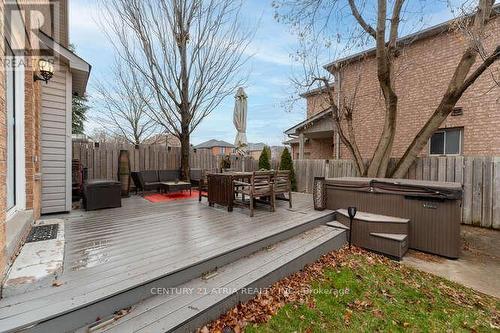 553 Carberry Street, Newmarket, ON - Outdoor With Deck Patio Veranda
