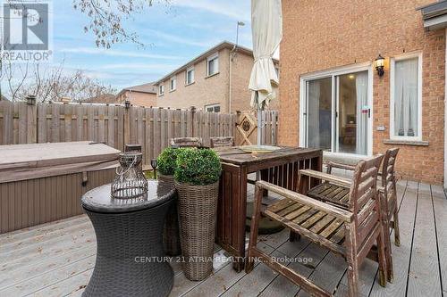 553 Carberry Street, Newmarket, ON - Outdoor With Deck Patio Veranda With Exterior