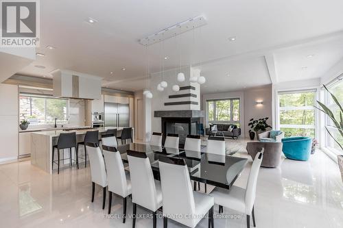 16 Valleycrest Drive, Oro-Medonte (Horseshoe Valley), ON - Indoor Photo Showing Dining Room