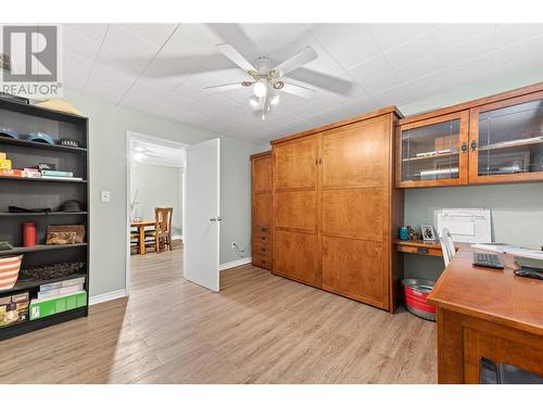836 Cawston Avenue, Kelowna, BC - Indoor Photo Showing Other Room